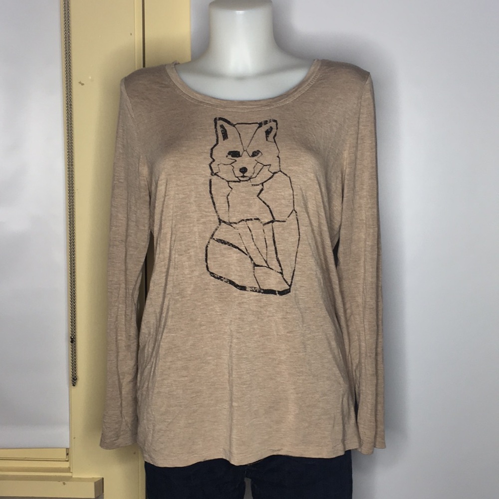 Long sleeve graphic T-shirt